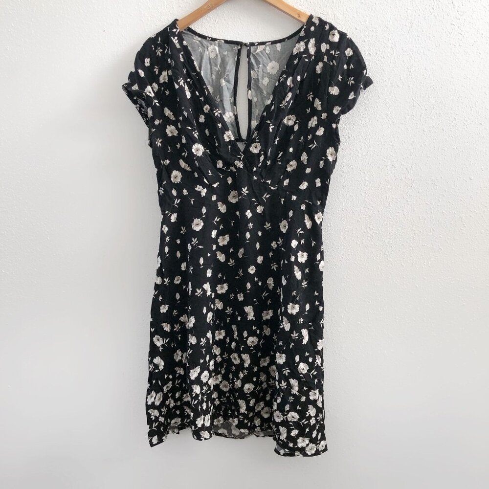 FREE PEOPLE Ruby Tuesday Black |Floral Print Open Back Mini Dress‎ Size 12